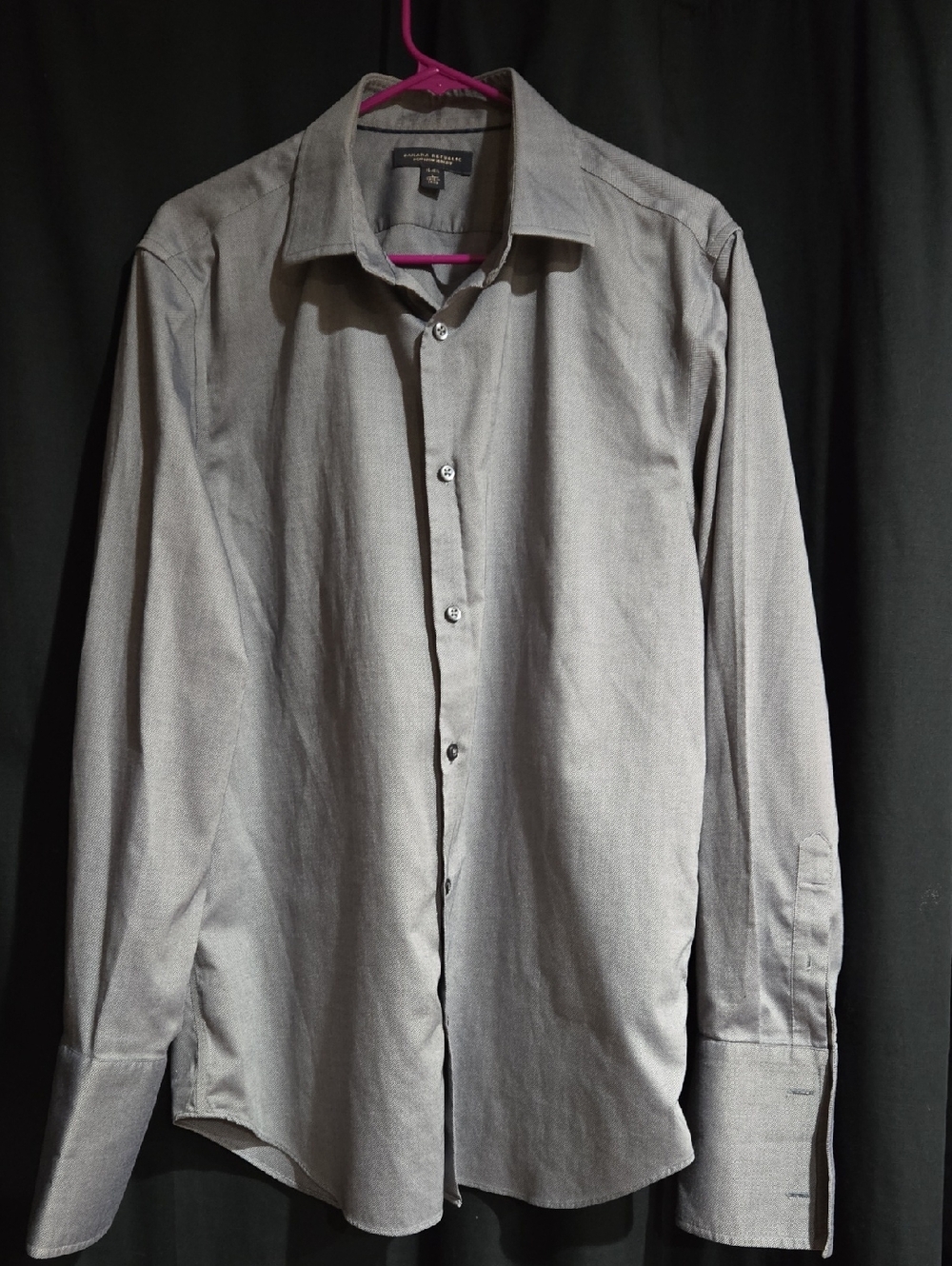 Banana Republic Men’s Button-Up Shirt in Light Gray
